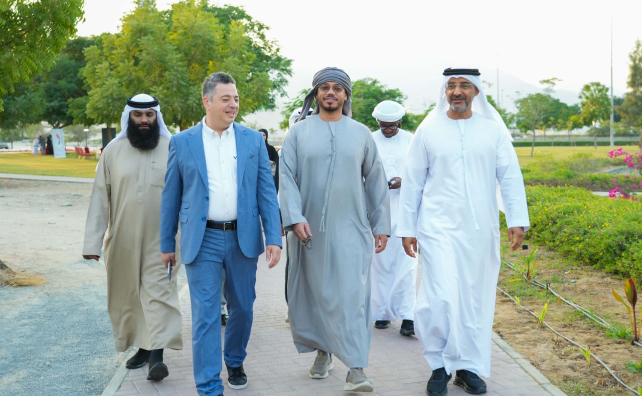 "المشاؤون" بالفجيرة تناقش آليات تعزيز الهوية وترسيخ قيم الانتماء