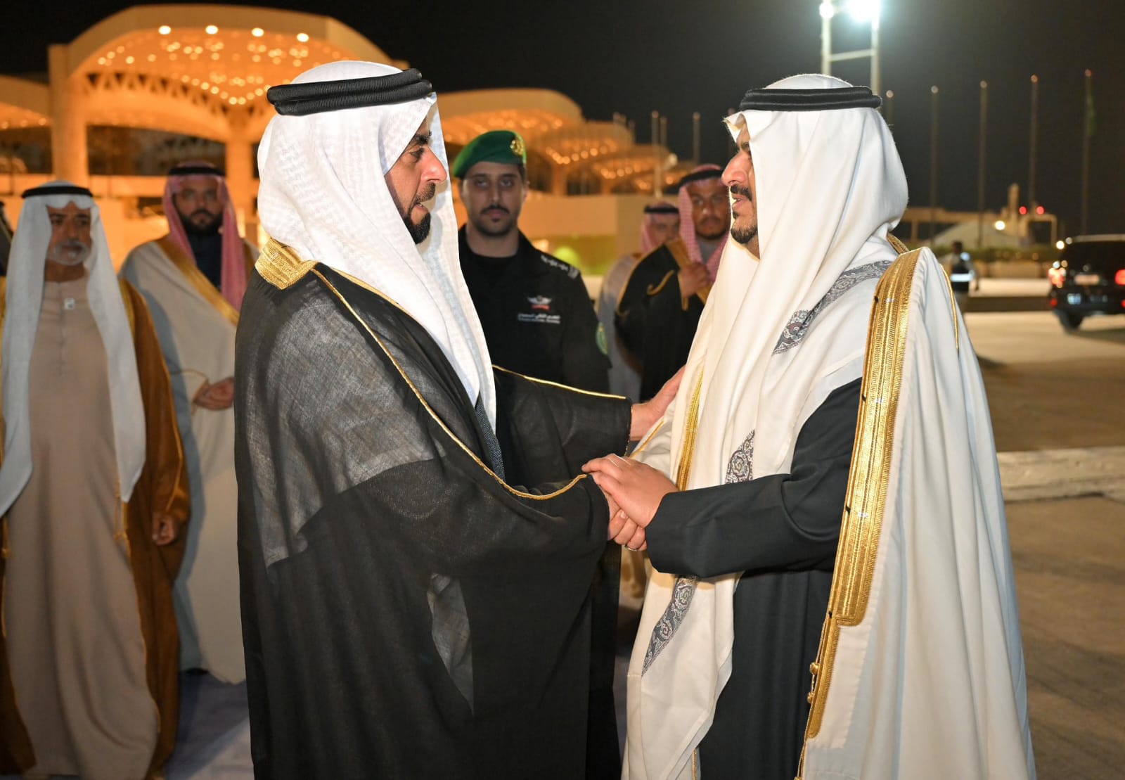 نائب رئيس مجلس الوزراء وزير الداخلية بدولة الإمارات