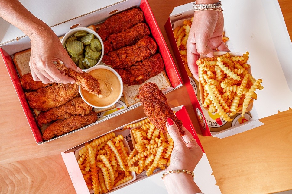 Share The Spirit Of Ramadan With Daves Exclusive Hot Box صحيفة نبض الحدث 2.jpg
