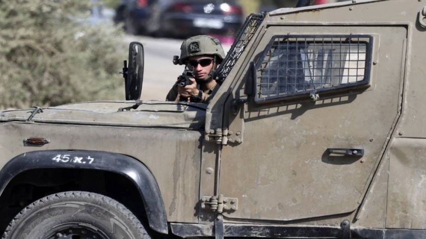 إصابة (5) فلسطينيين برصاص الاحتلال