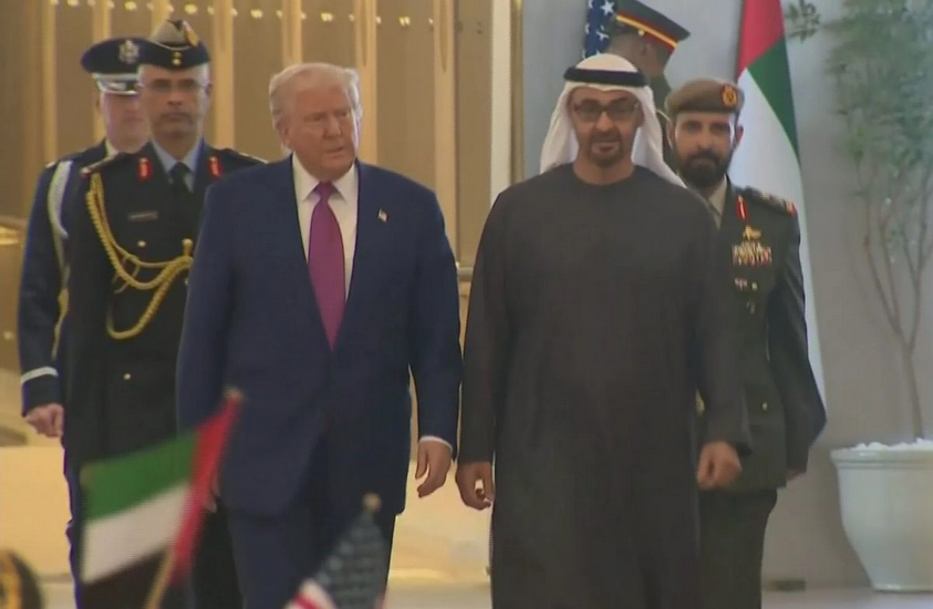 ترمب يصل إلى الإمارات