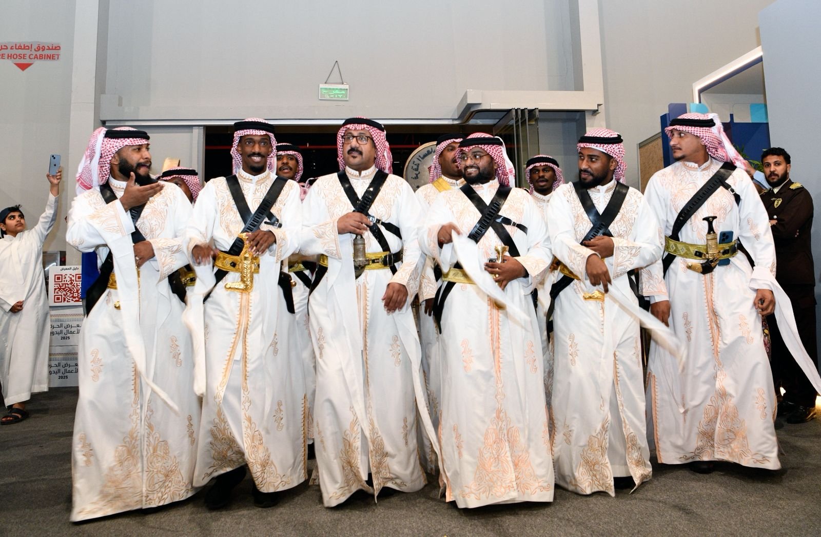 اقتصاد الإبداع يزدهر.. وسط حضور أكثر من 70 الف زائر … أعمال يدوية تتحول إلى دخلٍ مستدام في معرض الحرف بالخبر