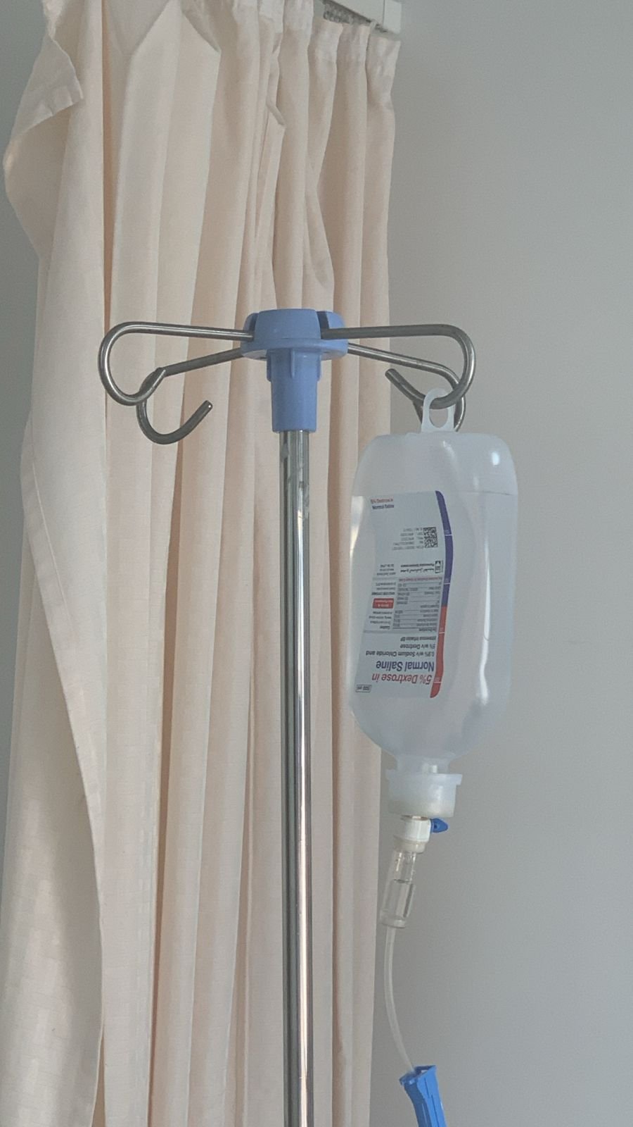 الناشطة والإعلامية شريفة الزهراني تُغادر المستشفى بعد عملية جراحية ناجحة