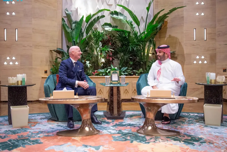 المناطق 1, ولي العهد يلتقي رئيس الاتحاد الدولي لكرة القدم ولي العهد يلتقي رئيس الاتحاد الدولي لكرة القدم
