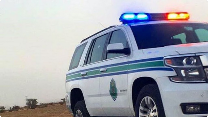 أمن الطرق بالقصيم يضبط مهرباً بحوزته 13 كجم حشيش و4763 قرصاً طبياً مُخالفاً