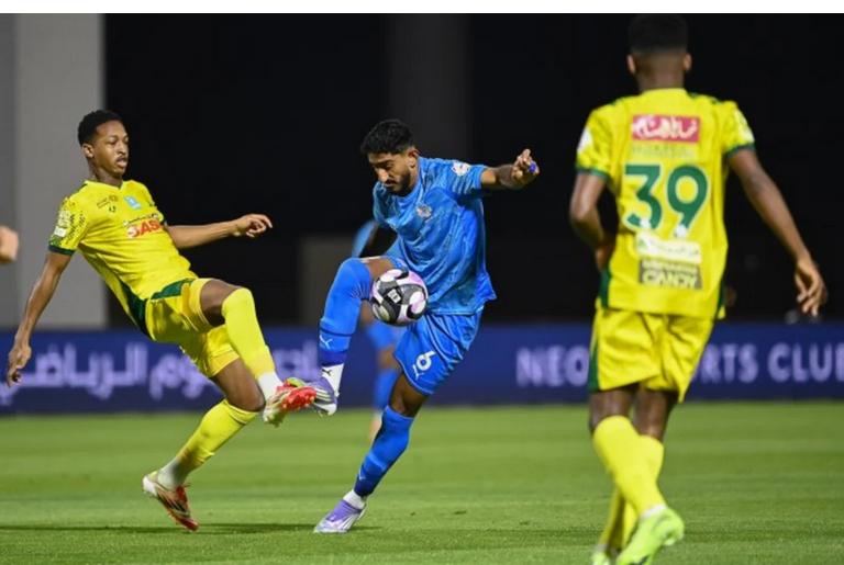 دوري روشن: الخليج ونيوم يكتفيان بالتعادل في الجولة السادسة