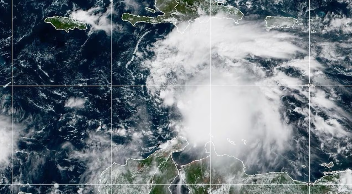 العاصفة “ميليسا” تجتاح منطقة الكاريبي