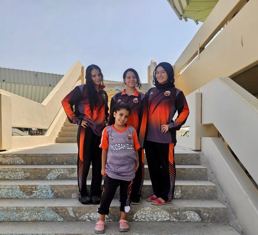 سباحات نادي الثقبة يتألقن في أولى المشاركات النسائية