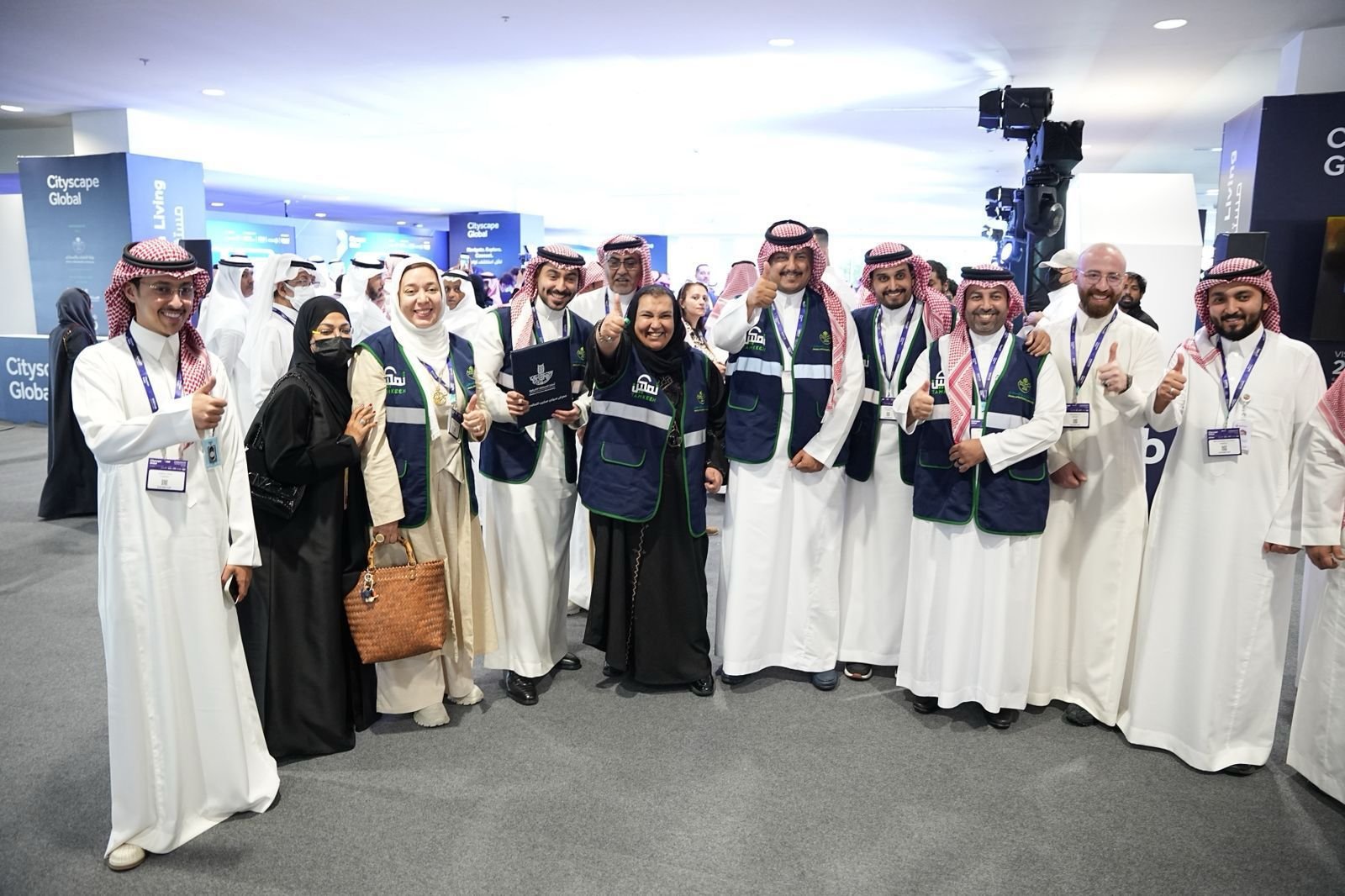 جمعية "أُسر" و"تمكين" وأمانة الشرقية يوقعون مذكرة تفاهم ثلاثية لإنشاء وتشغيل حاضنات الباعة الجائلين في الدمام