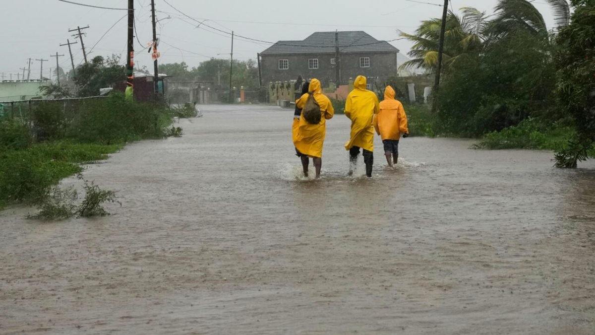 المناطق 1, إعصار "ميليسا" يودي بحياة 46 شخصاً في الكاريبي ويتحول إلى إعصار ما بعد مداري إعصار "ميليسا" يودي بحياة 46 شخصاً في الكاريبي ويتحول إلى إعصار ما بعد مداري