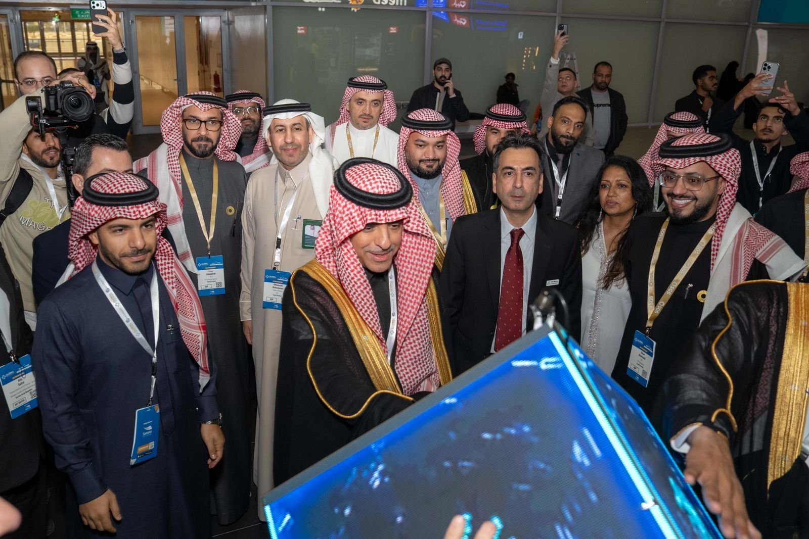 المناطق 1, الرئيس التنفيذي لشركة "مطارات" يفتتح النسخة الرابعة من منتدى المطارات العالمي (GAF) في الرياض بزخم من الفعاليات والابتكارات الرئيس التنفيذي لشركة "مطارات" يفتتح النسخة الرابعة من منتدى المطارات العالمي (GAF) في الرياض بزخم من الفعاليات والابتكارات