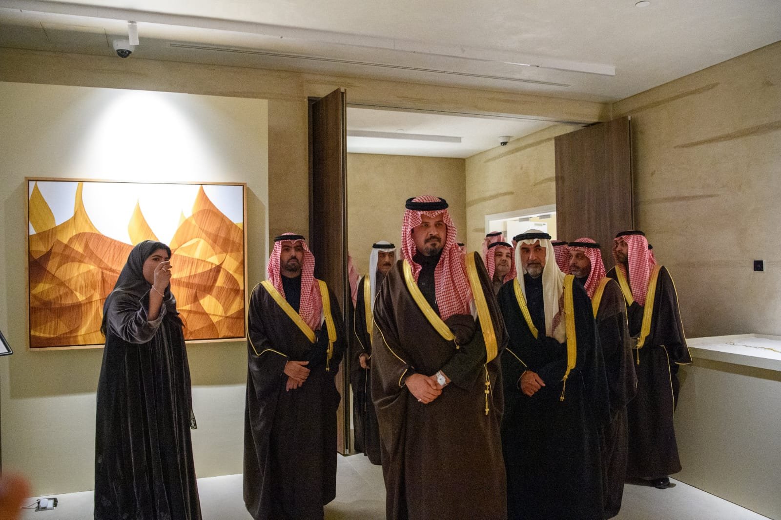 أمير المدينة المنورة يحضر حفل افتتاح مركز الأمير محمد بن سلمان العالمي للخط العربي