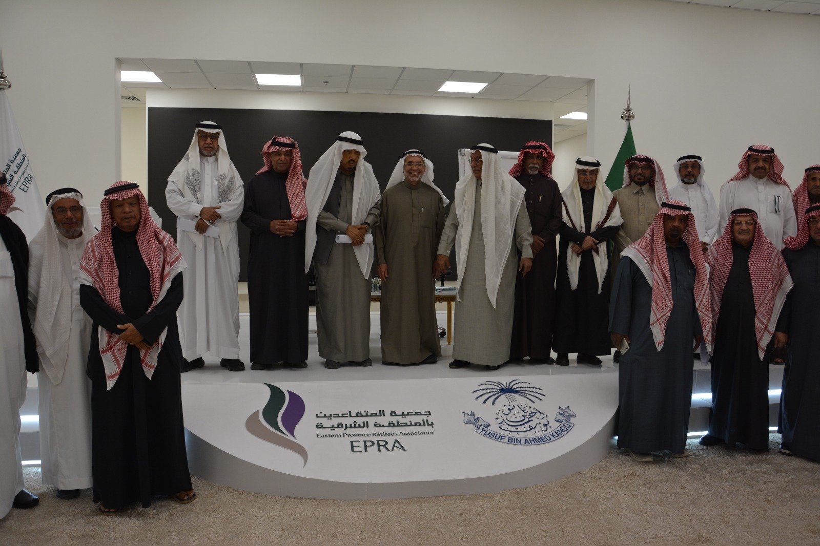 جمعية المتقاعدين بالمنطقة الشرقية تدشن باكورة الأنشطة الثقافية في المقر الجديد