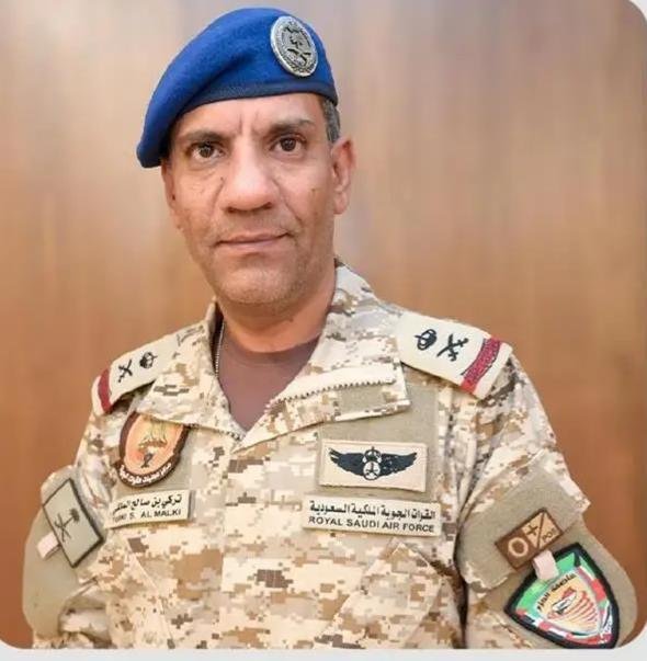 قيادة القوات المشتركة للتحالف (تحالف دعم الشرعية في اليمن): تنفيذ ضربة جوية "محدودة" استهدفت دعمًا عسكريًّا خارجيًّا بميناء "المكلا"