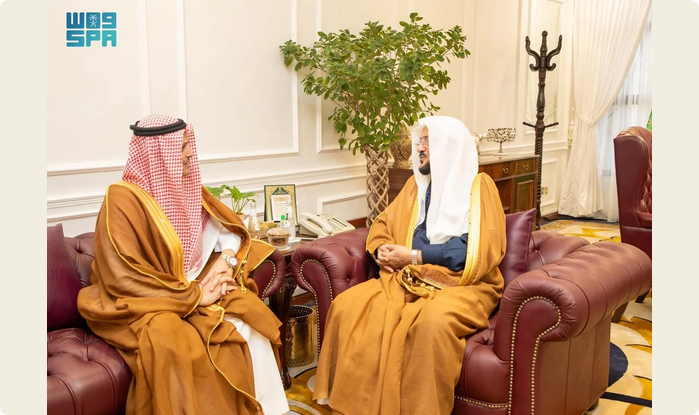 وزير الشؤون الإسلامية يستقبل سفير المملكة المُعيَّن حديثًا لدى ماليزيا