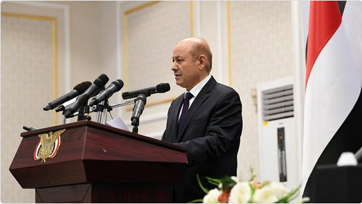 رئيس مجلس القيادة الرئاسي اليمني يعلن إلغاء اتفاقية الدفاع المشترك مع الإمارات وخروج قواتها خلال 24 ساعة