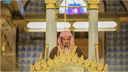 خطيب المسجد النبوي: المسارعة إلى الخيرات دليل علو الهمة وعلامة التوفيق