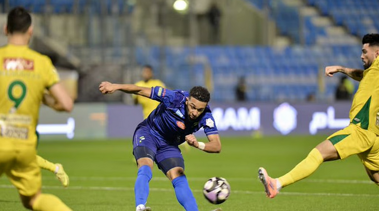 فرغاس يقود الفتح لفوز ثمين على الخليج في روشن