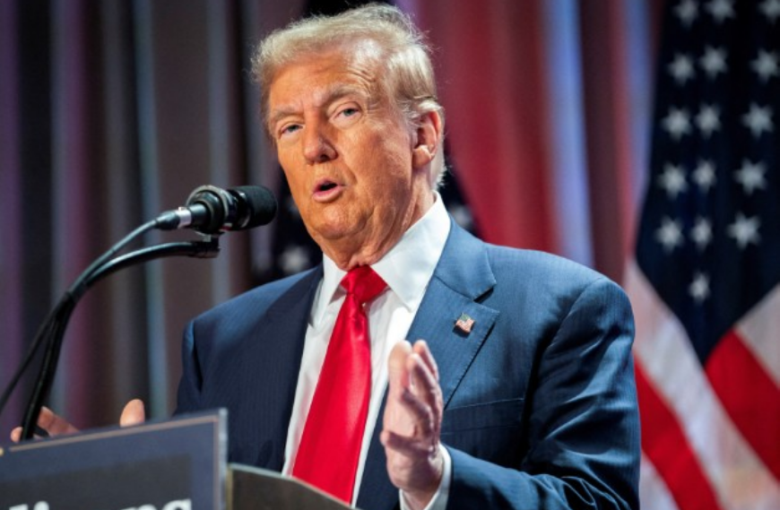 ترمب يعلن بناء سفينة حربية تحمل اسمه