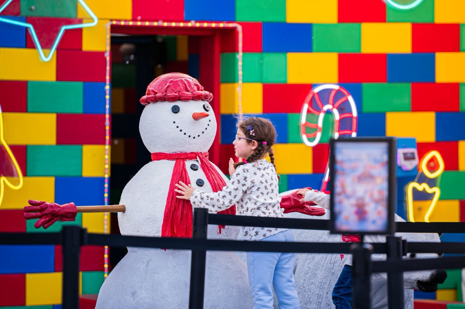 توي تاون.. عالم الخيال والمرح في ونتر وندرلاند جدة