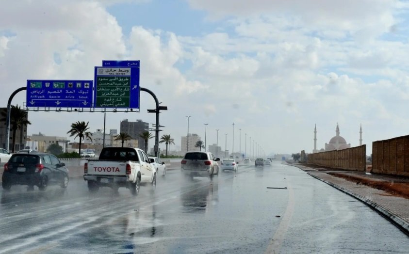 الأرصاد: توقعات بأمطار ورياح مثيرة للأتربة على 6 مناطق