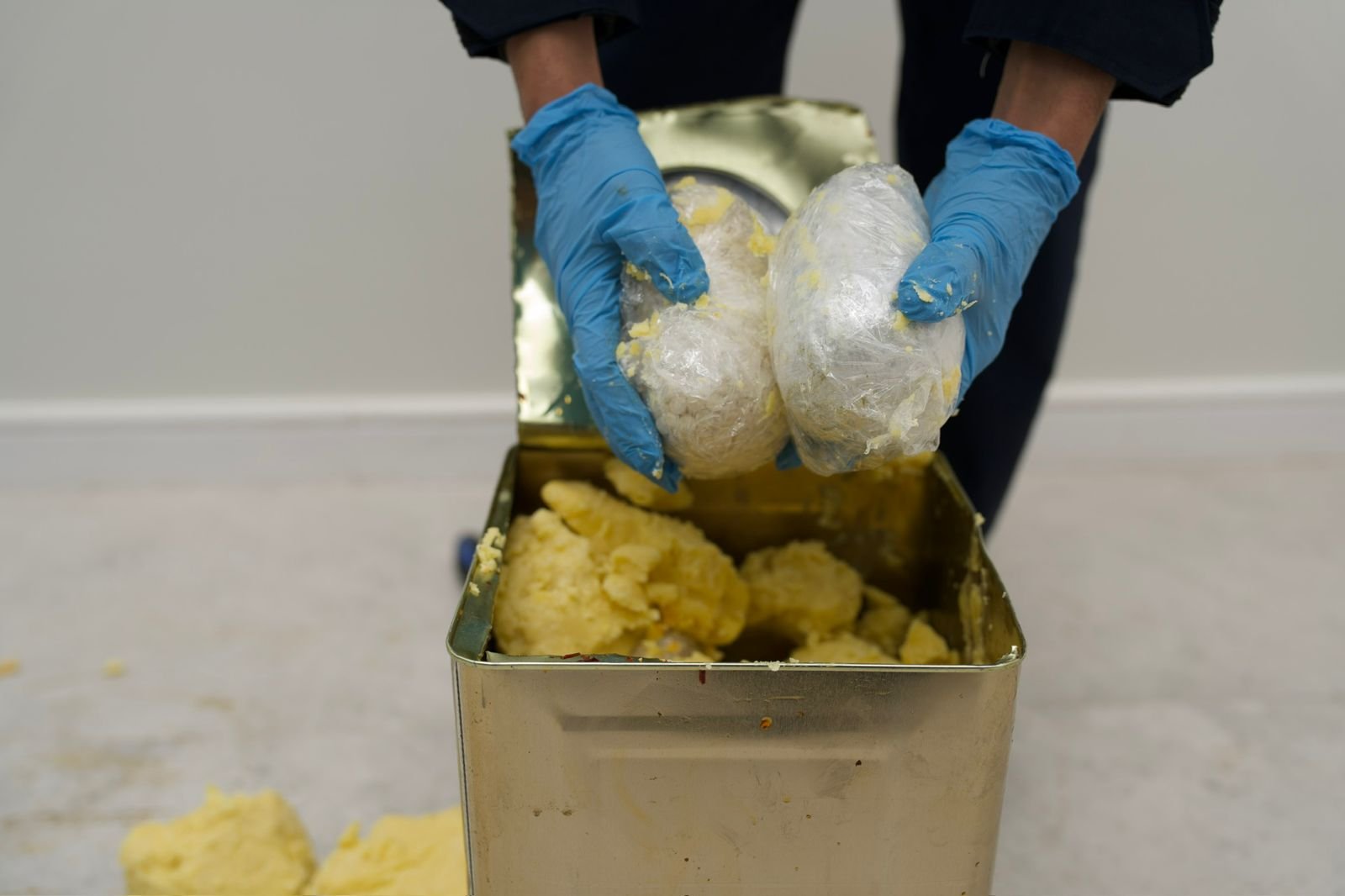 "زاتكا" تُحبط محاولة تهريب 269 ألف حبة من الإمفيتامين المخدر