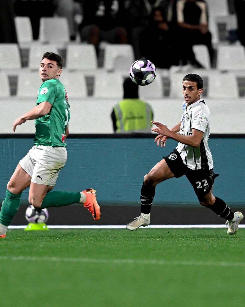 تعادل بطعم الخسارة.. الشباب والنجمة يقتسمان النقاط بدوري روشن