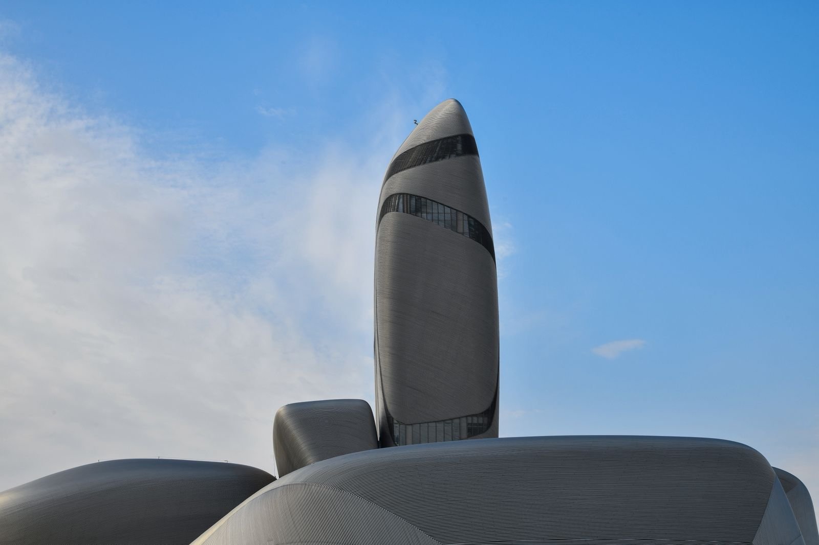 بنسختها السابعة تعود لموطنها في الظهران … إثراء يعلن عن ترشيح 5 فنانين ضمن القائمة القصيرة لـ"جائزة إثراء للفنون"