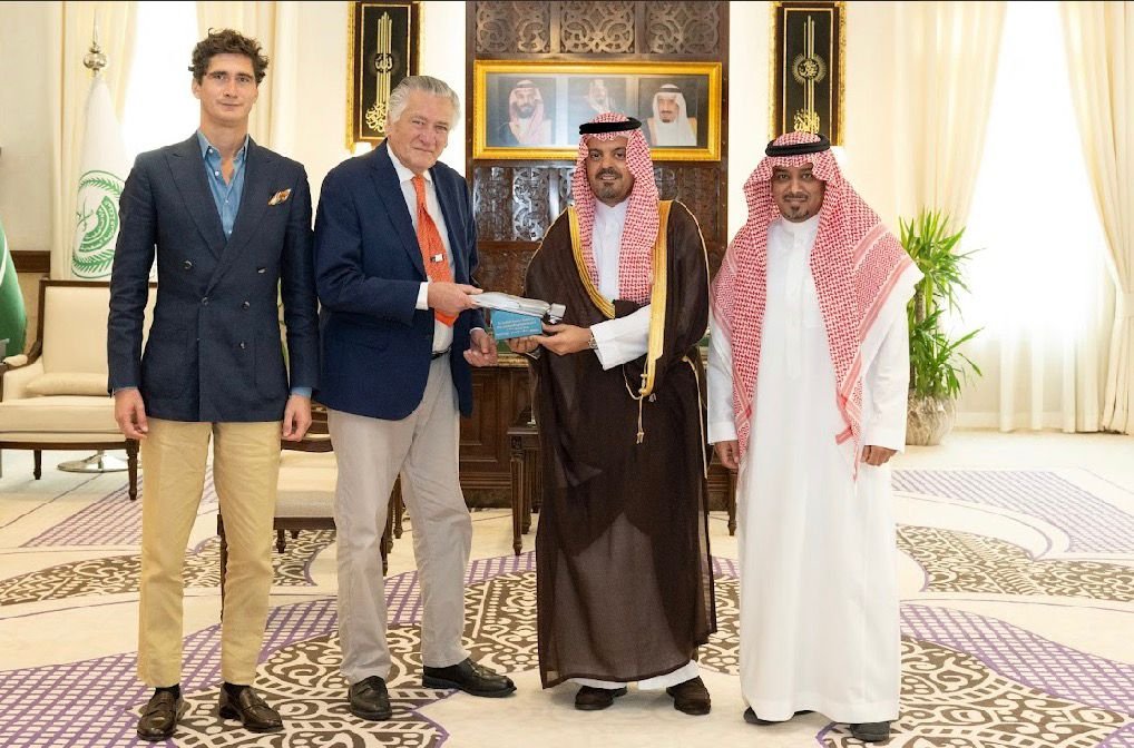 نائب أمير منطقة مكة المكرمة، يستقبل وفد بطولة العالم لسباقات الزوارق السريعة F1H2O،