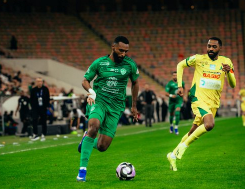 "هاتريك" إيفان توني يقود الأهلي لقلب الطاولة على الخليج وانتزاع وصافة دوري روشن