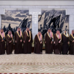 أمير الرياض يطّلع على جهود مركز الملك سلمان وجمعية الأطفال ذوي الإعاقة