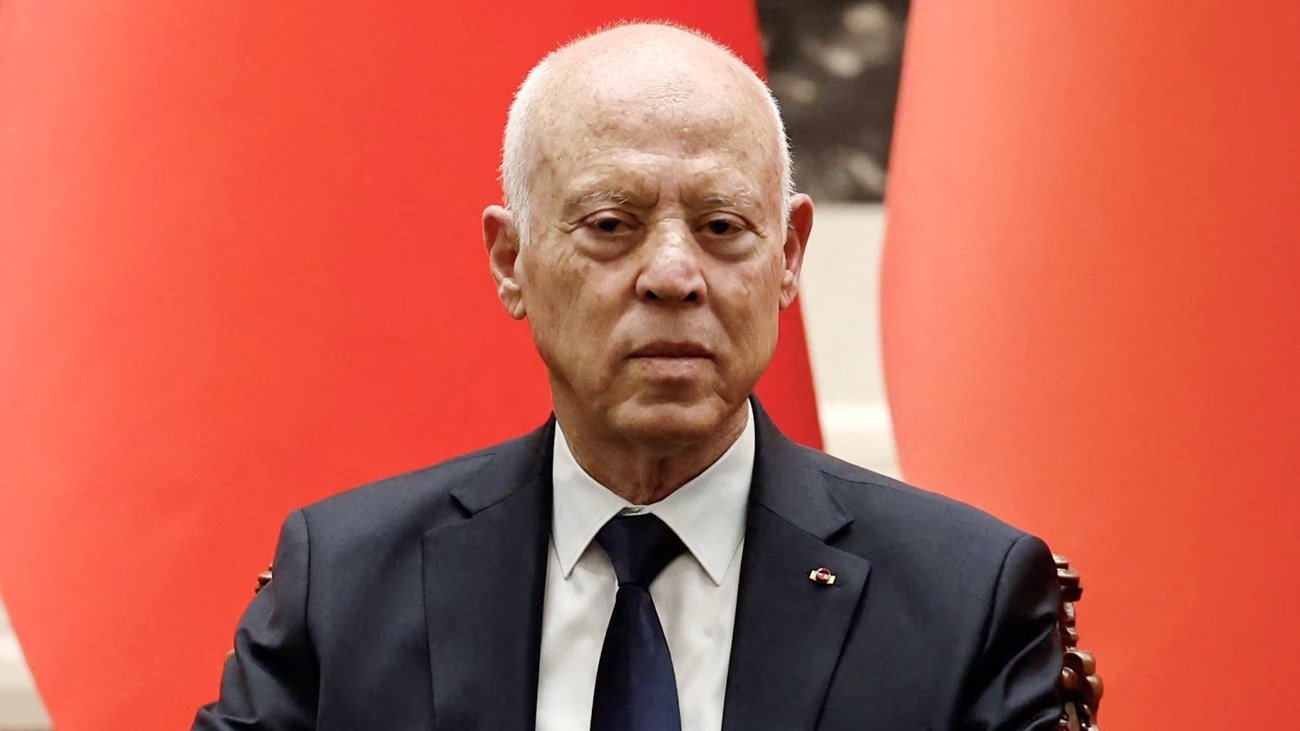 الرئيس التونسي يقرر تمديد حالة الطوارئ في البلاد إلى نهاية 2026