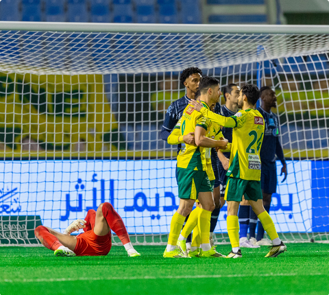 بقيادة "الثنائي اليوناني".. الخليج يضرب الأخدود برباعية ويقتحم المركز السابع في دوري روشن