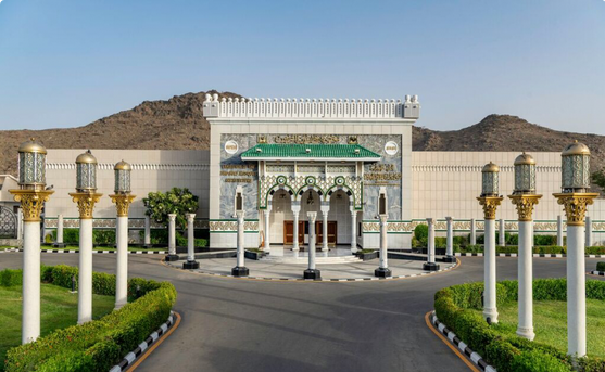 معرض عمارة الحرمين يوثّق تحولات المسجد الحرام والنبوي عبر العصور