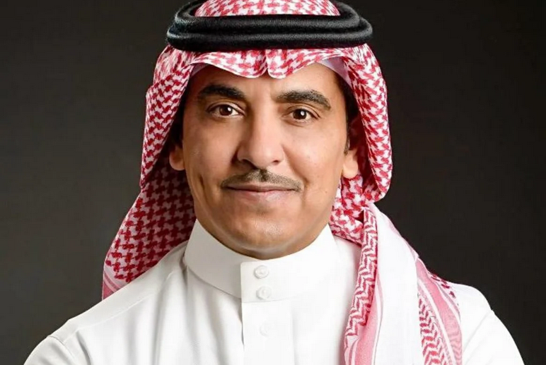 وزير الإعلام ينفي رفض المملكة استقبال الشيخ طحنون بن زايد