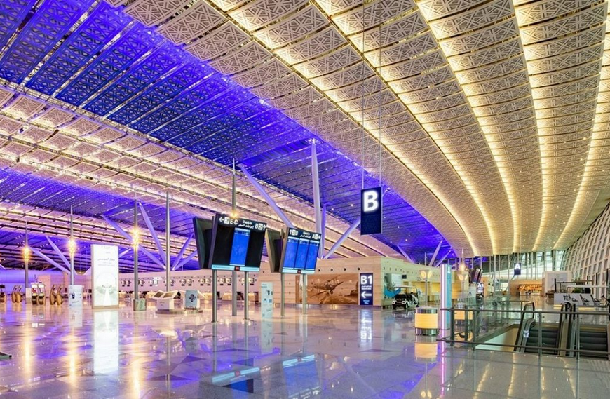 تاريخ جديد لقطاع الطيران: مطار الملك عبدالعزيز بجدة يكسر الأرقام القياسية بـ 53 مليون مسافر في 2025