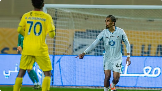 نيوم يروض الحزم بثنائية ويقتحم منطقة النخبة في دوري روشن