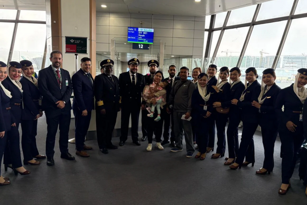 بتوجيهات القيادة.. التوأم السيامي الفلبيني "أوليفيا وجيانا" في طريقهما إلى الرياض لإجراء عملية الفصل