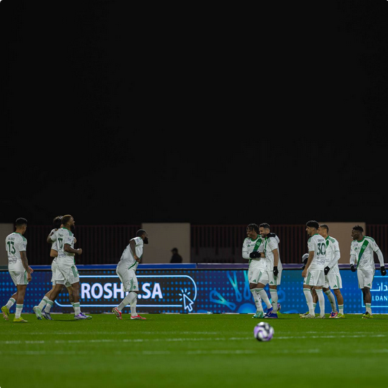 قطار الأهلي يدهس طموحات نيوم بثلاثية.. و"الراقي" يخطف وصافة دوري روشن من تبوك