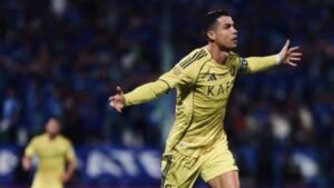 رونالدو يعود ويقود "العالمي" لاصطياد الفتح.. النصر يُضيق الخناق على الصدارة بثنائية الأحساء