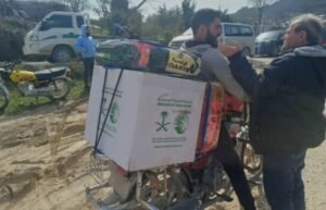 استجابةً لنداء الإنسانية.. "مركز الملك سلمان" يغيث العائلات المتضررة من السيول في إدلب السورية