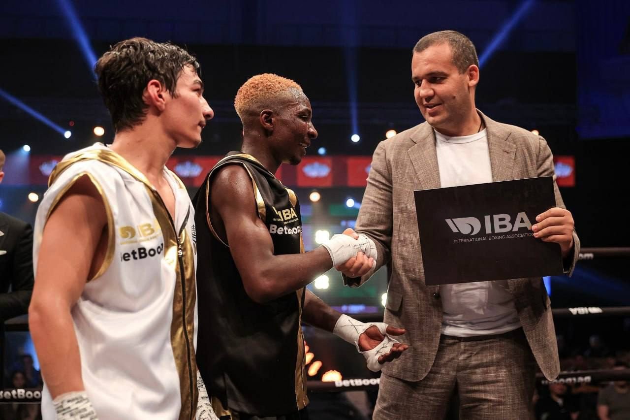 رئيس الاتحاد الدولي للملاكمة يؤكد استمرار مبادرات دعم الملاكمين في أولمبياد لوس أنجلوس 2028