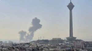 إسرائيل تشن هجوماً وقائياً على إيران.. انفجارات تهز طهران وإغلاق شامل بتل أبيب