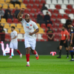 ريمونتادا "ميتي" تقود ضمك لإسقاط التعاون والتحليق بالنقطة الـ15 في دوري روشن