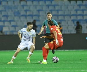 تعادل مثير بين القادسية والتعاون في دوري روشن