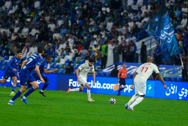 بعد مباراة مثيرة...الفتح يتعادل مع ضمك بدوري روشن