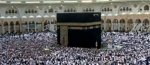 المناطق 1, مشاهد إيمانية مهيبة.. انسيابية حركة المعتمرين في صحن المطاف فجر اليوم رغم الكثافة البشرية مشاهد إيمانية مهيبة.. انسيابية حركة المعتمرين في صحن المطاف فجر اليوم رغم الكثافة البشرية