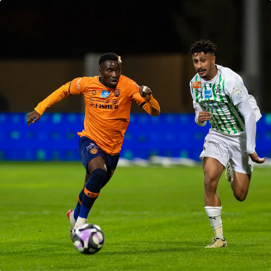 بثلاثية في شباك النجمة.. الفيحاء يستعيد نغمة الانتصارات في ليلة تألق "سكالا" و"جيسون"