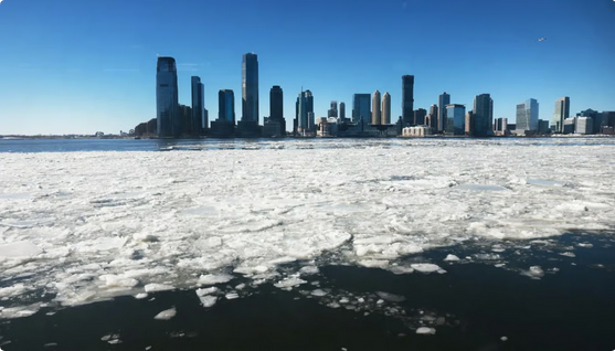 نيويورك تسجّل 13 وفاة بسبب انخفاض حرارة الجسم خلال موجة صقيع