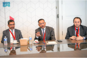 الخريّف يبحث في بلجيكا توطين صناعة اللقاحات والأجهزة الطبية بالمملكة